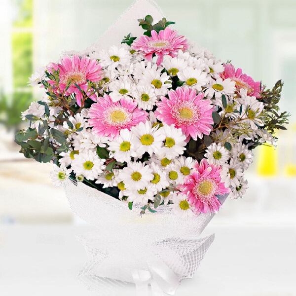 Konyaaltı Çiçekçi - Papatya ve Gerbera Buketi