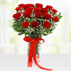  Konyaaltı Çiçek Siparişi - 19 Kırmızı Güller