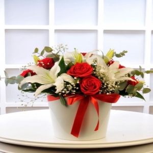  Konyaaltı Çiçek Siparişi - Bu Çiçekte Aşk Var