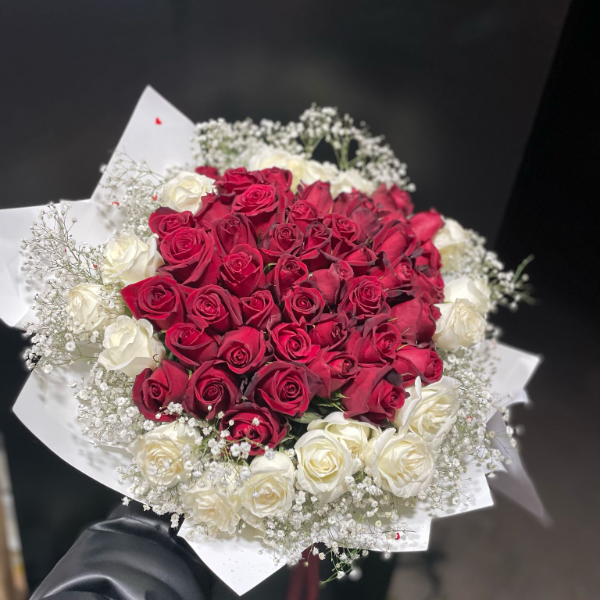  Konyaaltı Çiçek Siparişi - 51 adet özel  gül buketi